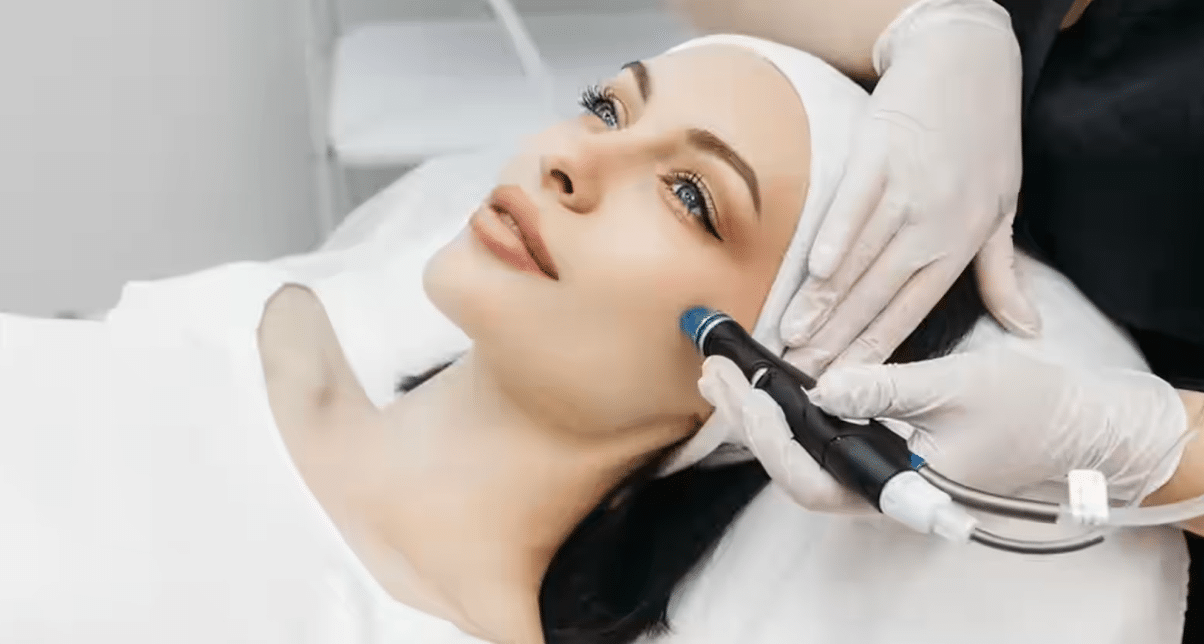 Hydrafacial : La Clé pour une Peau Éclatante et Saine