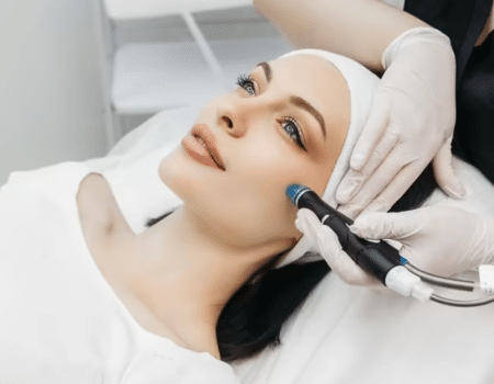 Hydrafacial : La Clé pour une Peau Éclatante et Saine